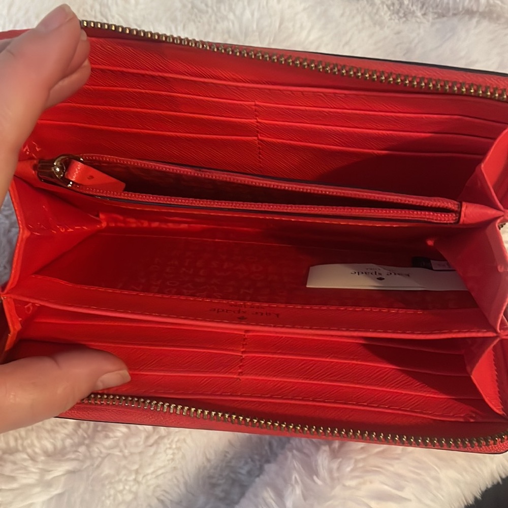 Kate Spade Take the Cake Wallet Coral Leather Zip - Picture 4 of 9